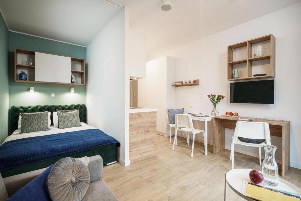 Apartamenty Na Jaworskiej Wroclaw Luaran gambar